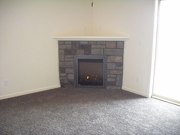 4th image of 4131 W Hood River Ave