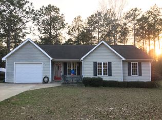 71 Palm Tree Pl, Jesup, GA 31545