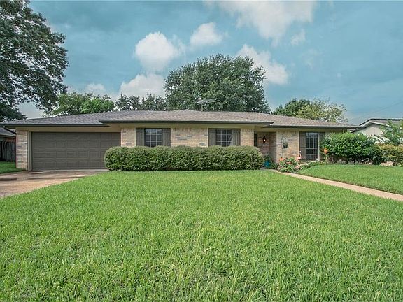 2nd image of 6924 Winifred Dr