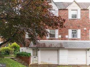 2646 Maxwell St, Philadelphia, PA 19152