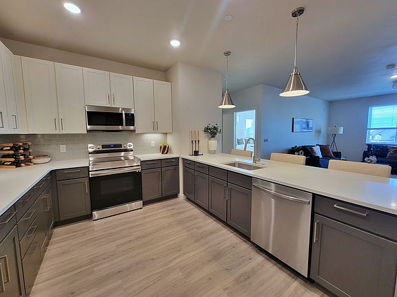 2BD CORNER