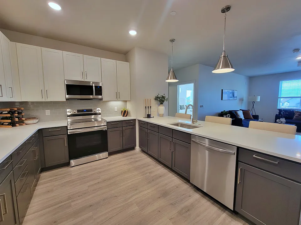 2BD CORNER