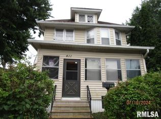 411 W 13th St, Davenport, IA 52803