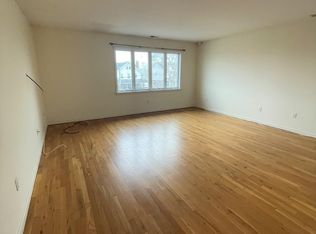 123 Seminary Ave, Yonkers, NY 10704