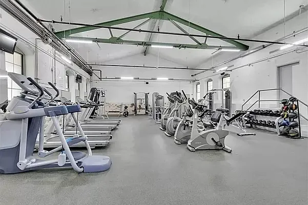 Rented by Spire Group | media 14