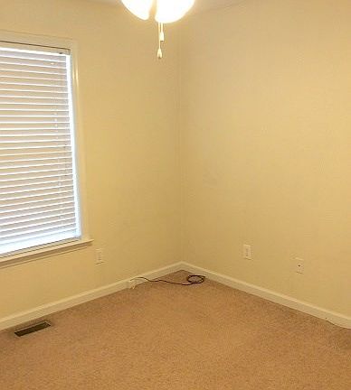2nd image of 303 Killdeer Dr