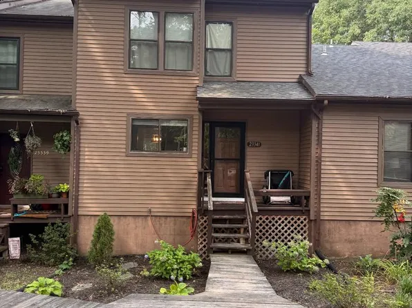 23341 Red Oak Ct, California, MD 20619