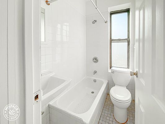 5th image of 171 Bay 17 St #N5