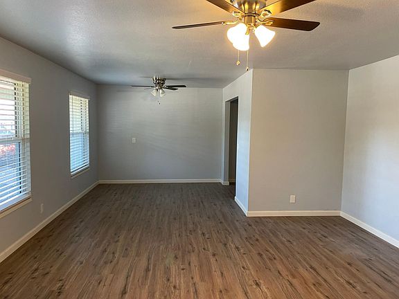 4th image of 3117 N Wisconsin Ave
