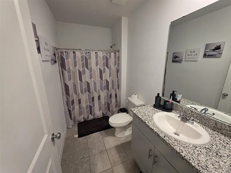 559 Wayland Dr — Photo 26
