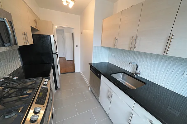 Rented by Corcoran | media 10