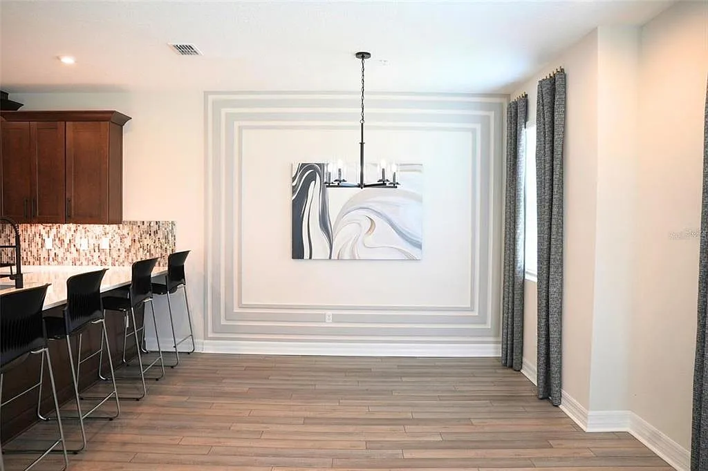 3 bed, 2.5 bath, 1633 sqft, $2,800 — Photo 4