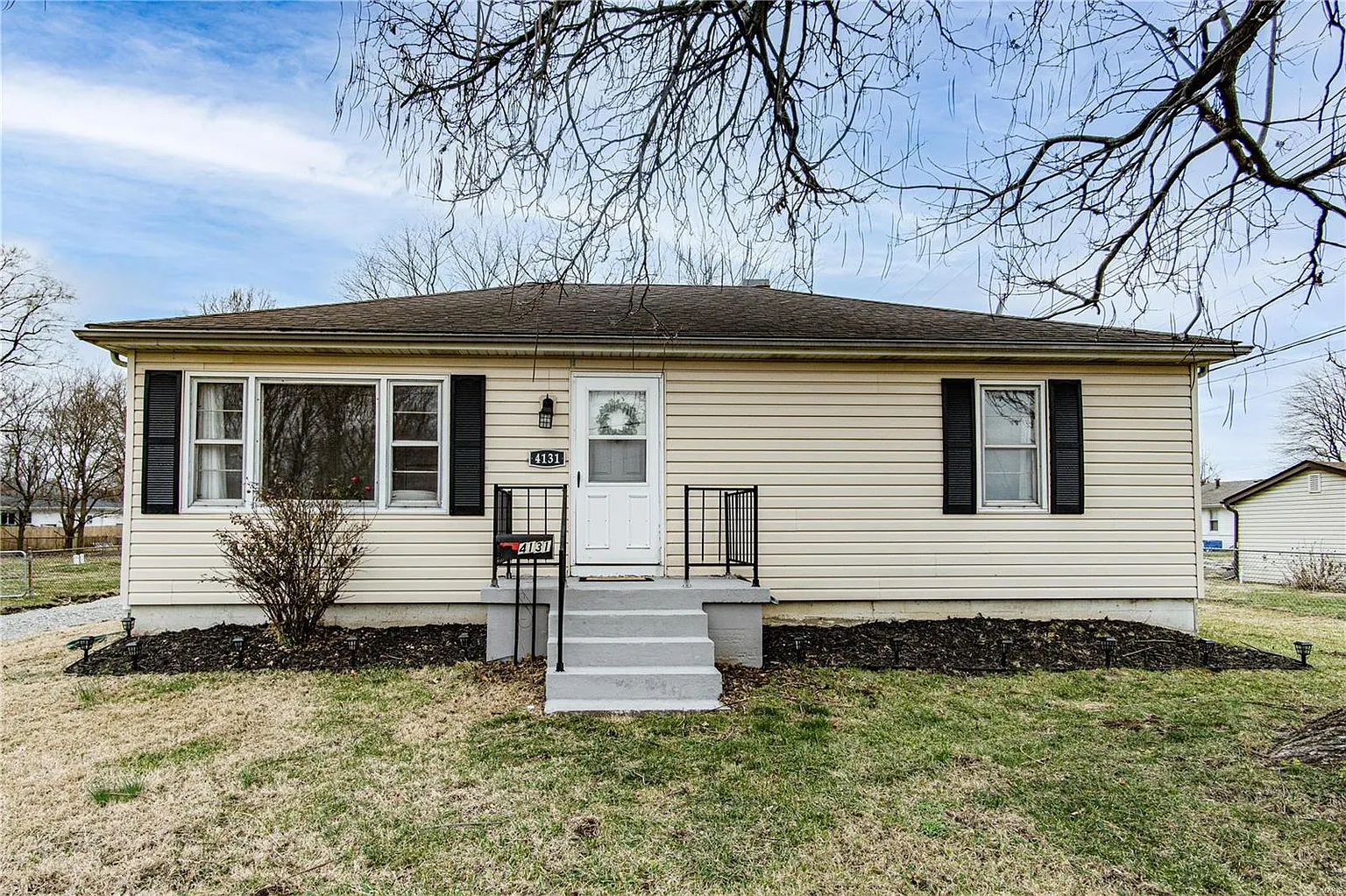 4131 Old Alton Rd photo 1