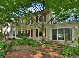 8 Magnolia Drive, Great Neck, NY 11021