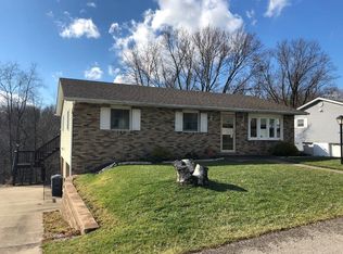 21 Pin Oak Dr, Wheeling, WV 26003