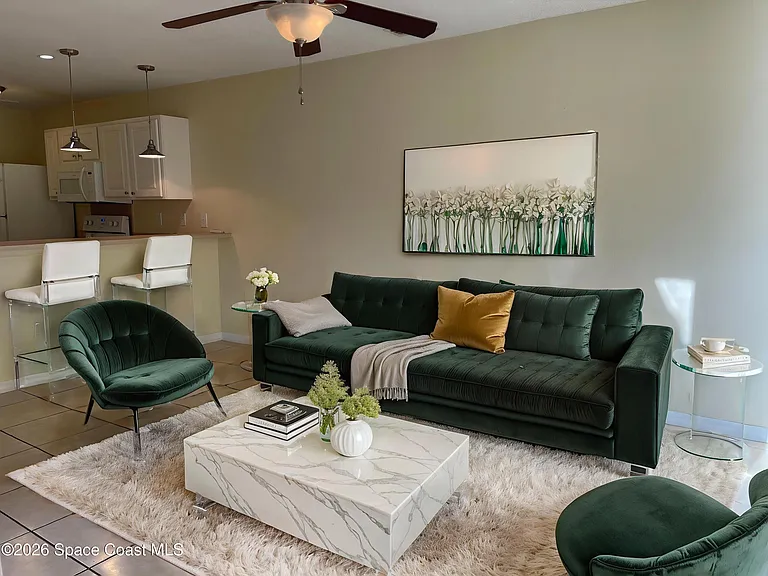 1495 Malibu Cir NE #102 — Photo 3