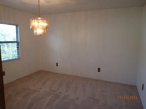 3rd image of 4430 Harvey Dr
