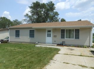 401 Montclair Ct, Romeoville, IL 60446