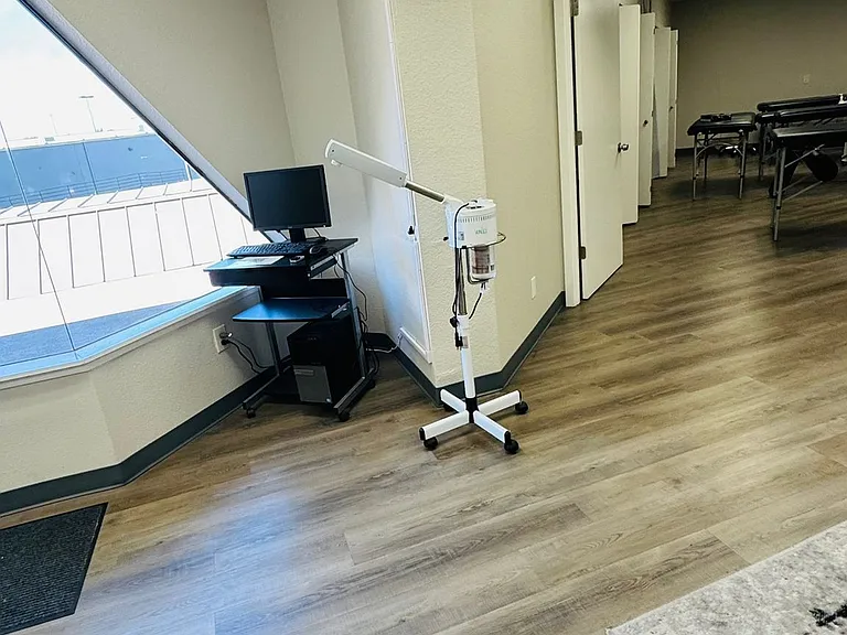 3030 W Clearwater Ave #200 — Photo 6