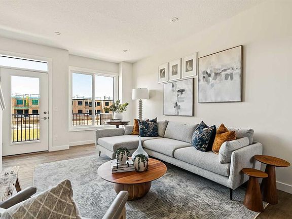 4th image of 15020 W Centre St NE