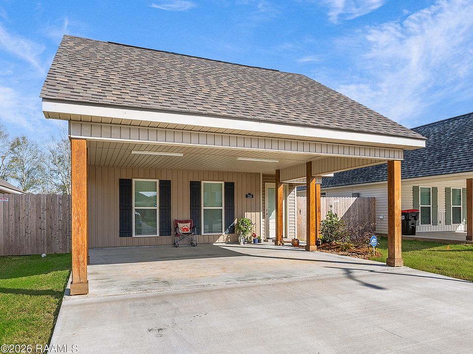 1st image of 234 Camerons Cove Dr
