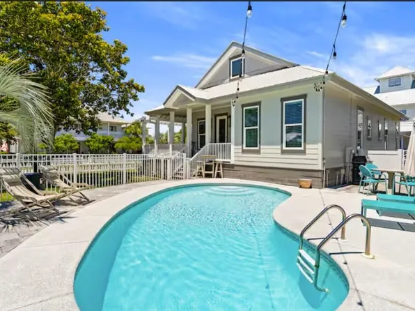 87 Stingray St, Destin, FL 32541