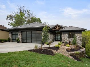 17010 Max Ct, Village Of Loch Lloyd, MO 64012