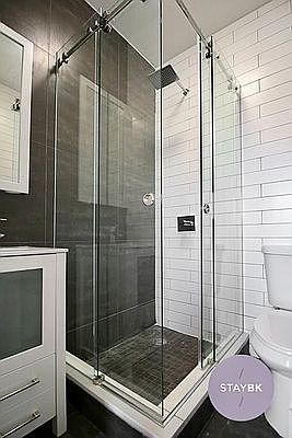 5th image of 84 Mac Donough St #3