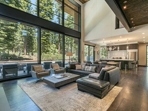 10568 Glenbrook Ct, Truckee, CA 96161