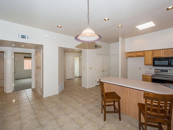 4th image of 8126 N Peppersauce Dr