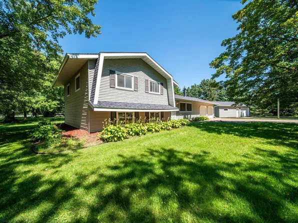 3832 Burr Oak Ct SE, Rochester, MN 55904