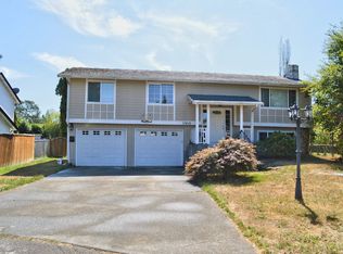 13410 8th Avenue Ct E, Tacoma, WA 98445