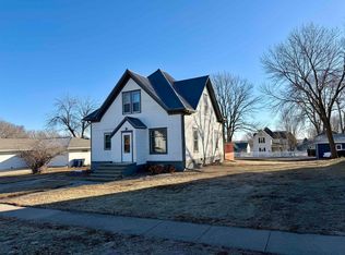 621 Harrison St, Remsen, IA 51050