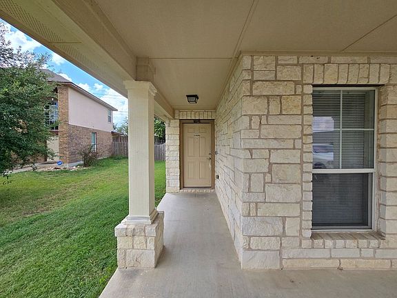 2nd image of 4804 Bayer Hollow Dr