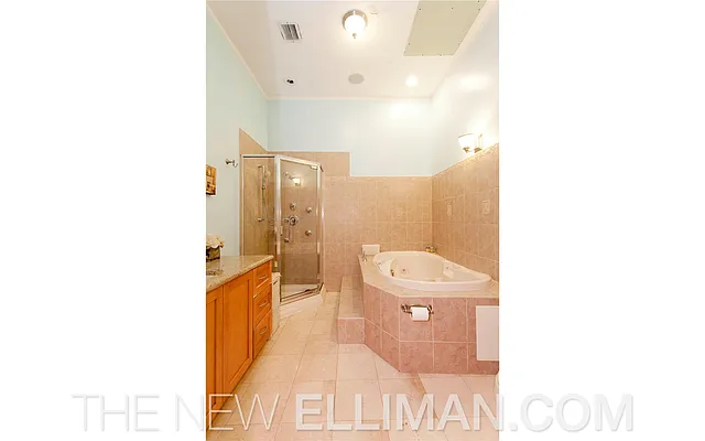 Rented by Douglas Elliman | media 28