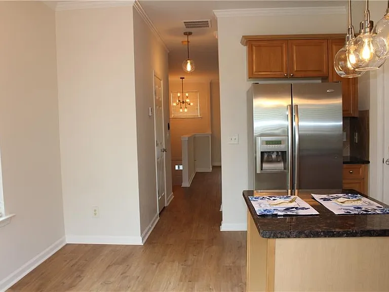 2059 Liberty Ct NW — Photo 11