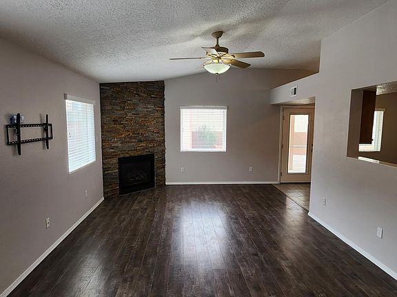 4th image of 12009 Stonebrook Pl NW