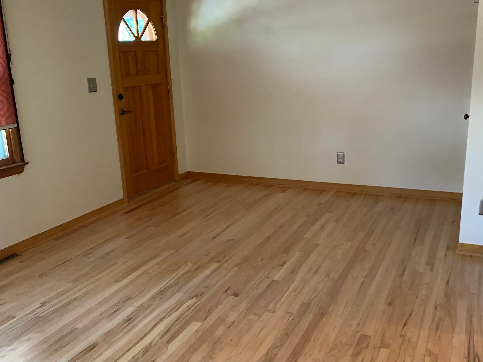 1 bed, 850 sqft, $2,300 — Photo 2