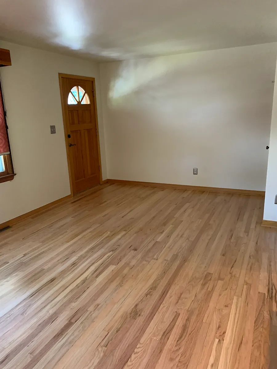 Building Photo - 445 Grape Ave #1
