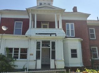 3 Fenwick St, Springfield, MA 01109