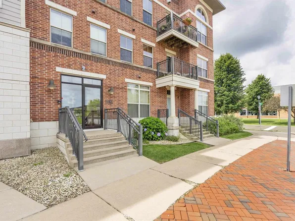 2581 Smith's Crossing #205, Sun Prairie, WI 53590