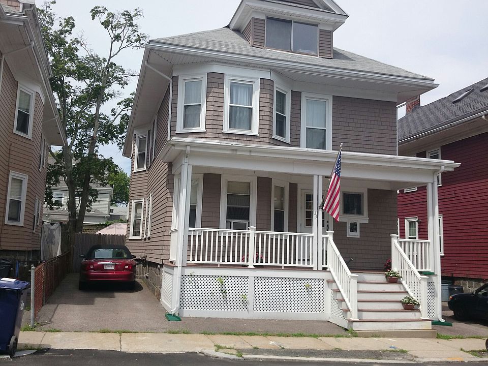 2nd image of 33 Granville St