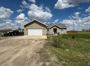 13347 Prairie Meadow St, Williston, ND 58801