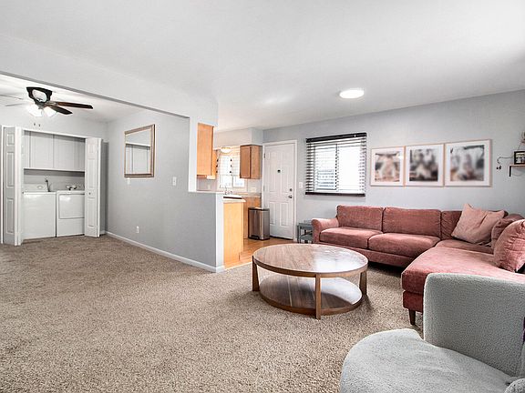 4th image of 271 Dakota Ave