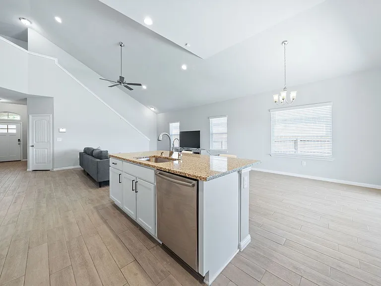2412 Star Hill Rnch — Photo 16