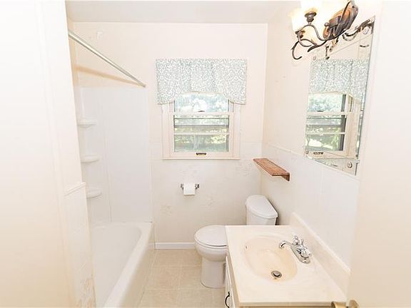 Upstairs Bathroom