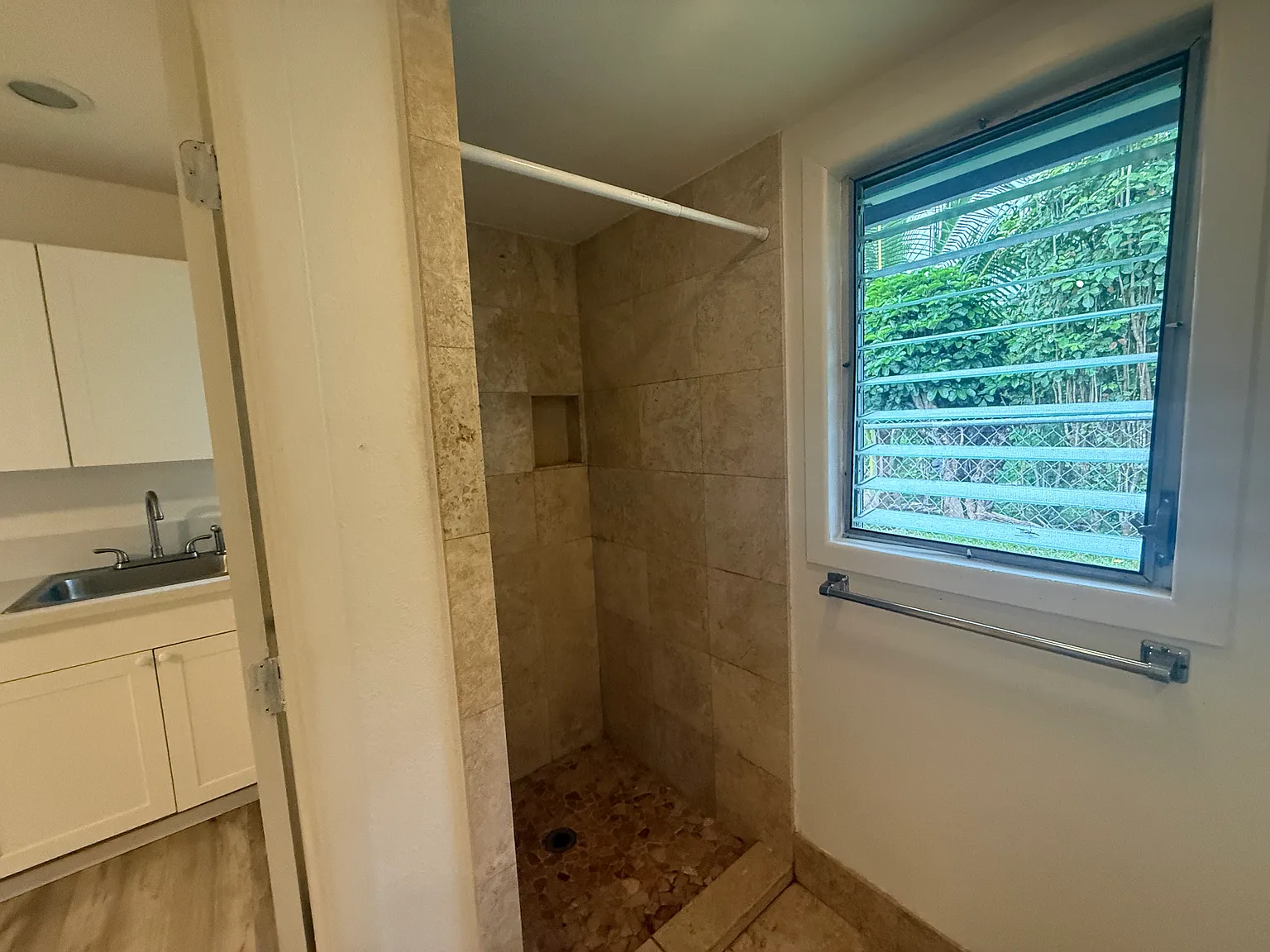1 bed, $2,500 — Photo 4
