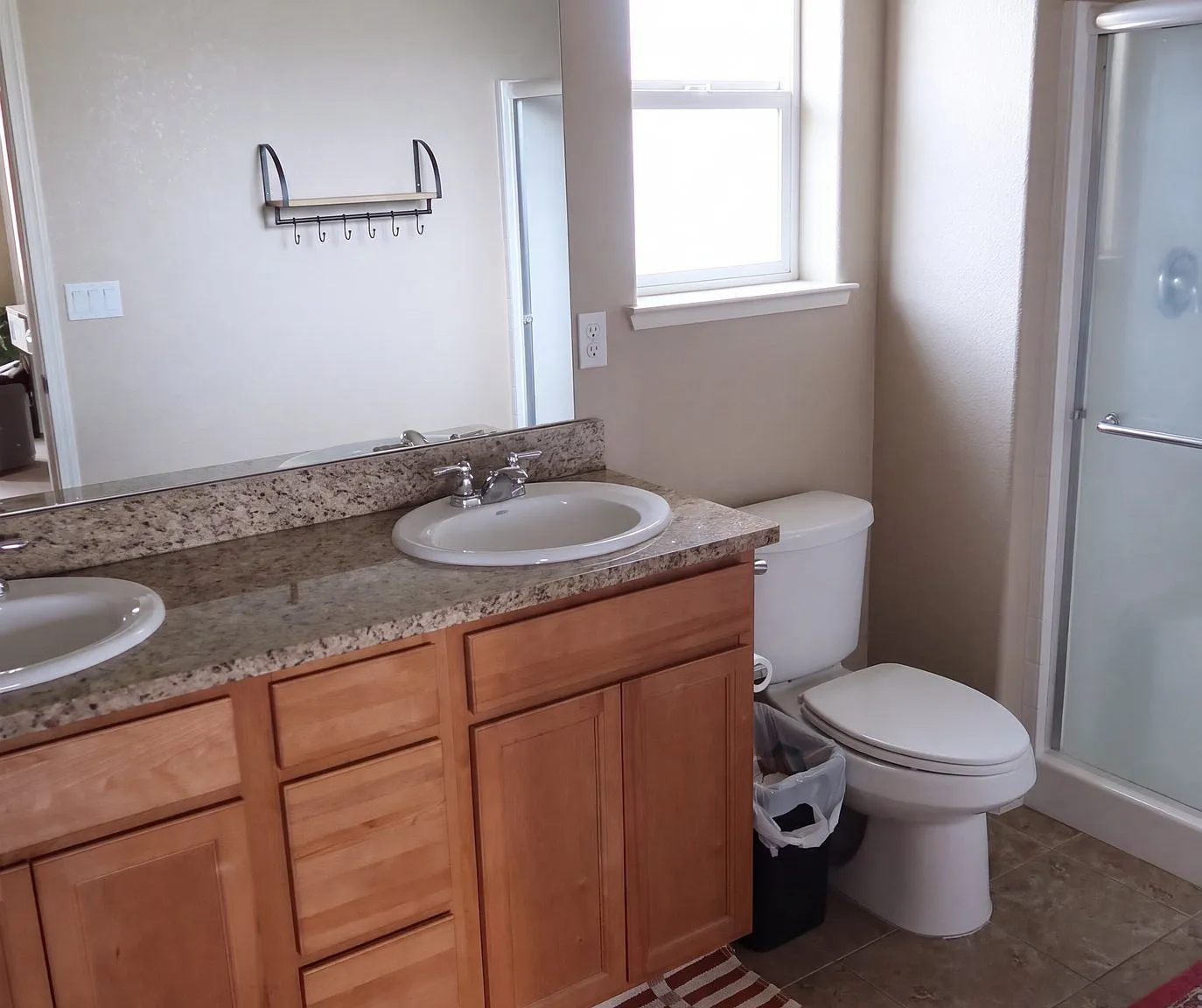 Furnished Home with Mountain Views — Photo 4