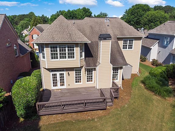 2nd image of 306 Tiger Lily Ct NE