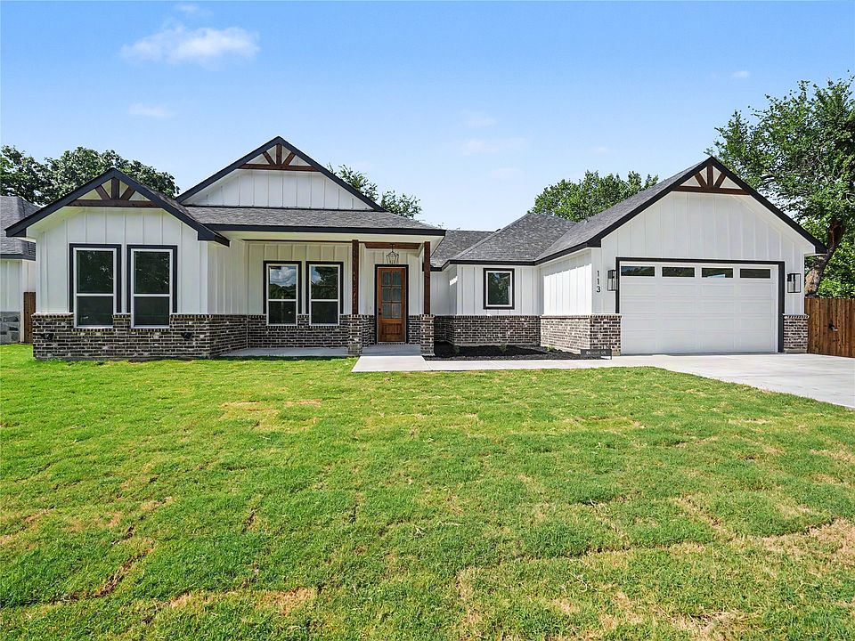 1st image of 113 Dennis Dr